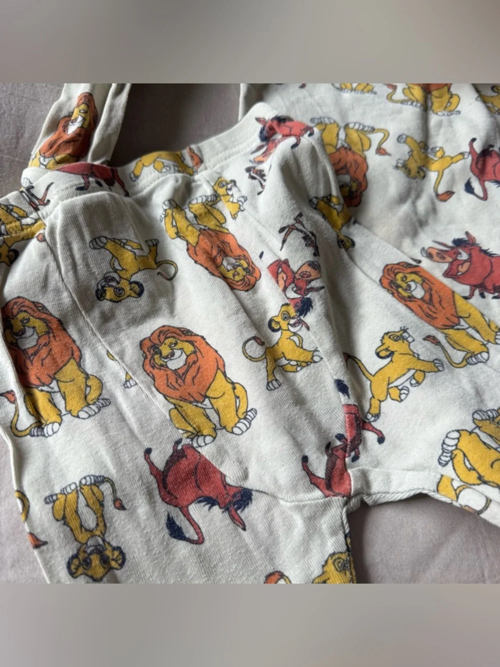 Baby Gap Pajama Set - Lion King - 2T - Picture 7 of 8